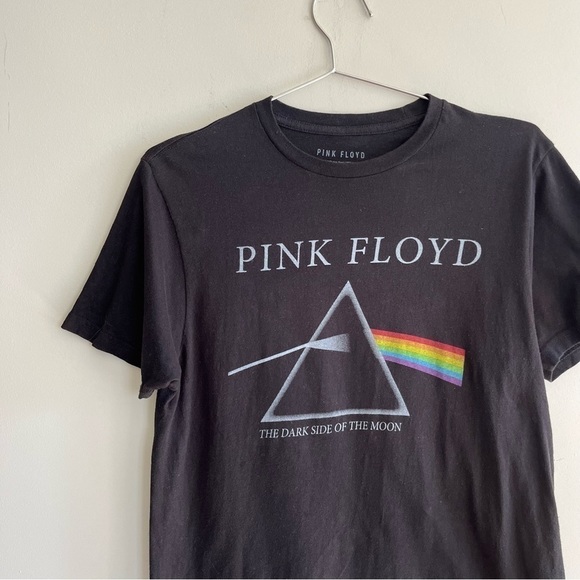 Garage Pink Floyd Crew Neck Relaxed Fit Graphic T-Shirt Black - Picture 3 of 5